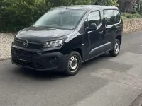 Gebraucht Citroën Berlingo 110 PS (80 kW) 2025 Schwarz Van / Kleinbus