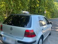 Gebraucht VW Golf IV 77 PS (56 kW) 2001 Grau Kleinwagen