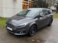 Gebraucht Ford S-MAX Titanium 190 PS (139 kW) 2018 Grau Van / Kleinbus