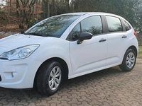 Gebraucht Citroën C3 60 PS (44 kW) 2012 Weiß Kleinwagen