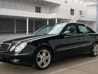 Usata Mercedes E320 224 CV (164 kW) 2008 Blu Berlina