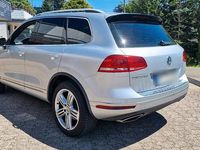 Gebraucht VW Touareg 262 PS (192 kW) 2016 Silber SUV