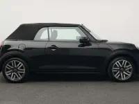 Gebraucht Mini Cooper Cabriolet Classic 163 PS (119 kW) 2025 Schwarz Cabrio