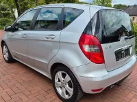 Gebraucht Mercedes A150 95 PS (69 kW) 2009 Silber Van / Kleinbus