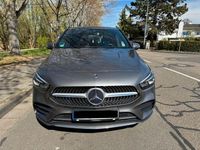 Gebraucht Mercedes B200 AMG line 150 PS (110 kW) 2020 Grau Van / Kleinbus
