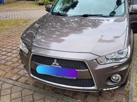Gebraucht Mitsubishi Outlander Intense 156 PS (114 kW) 2012 Braun SUV