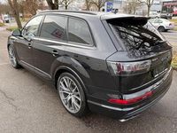 Gebraucht Audi SQ7 Ambiente 435 PS (319 kW) 2017 Schwarz SUV