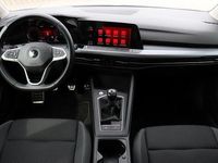 Gebraucht VW Golf VIII Active 131 PS (96 kW) 2021 Blau Limousine