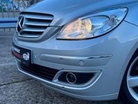 Gebraucht Mercedes B170 116 PS (85 kW) 2008 Silber Van / Kleinbus