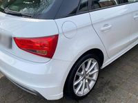 Gebraucht Audi A1 Sportback S-Line 86 PS (63 kW) 2014 Weiß Kleinwagen