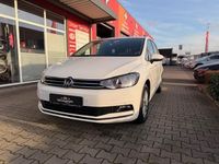 Gebraucht VW Touran Comfortline 150 PS (110 kW) 2022 Pure white Van / Kleinbus