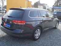 Gebraucht VW Passat Comfortline 120 PS (88 kW) 2016 Grau Kombi