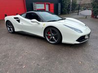 Gebraucht Ferrari 488 669 PS (492 kW) 2017 Weiß Coupé