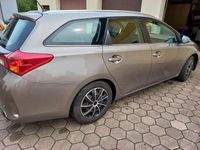 Gebraucht Toyota Auris Executive 124 PS (91 kW) 2014 Beige Kombi