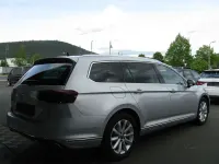 Gebraucht VW Passat Elegance 150 PS (110 kW) 2023 Silber Kombi