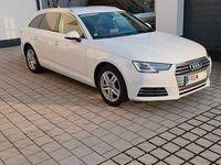 Gebraucht Audi A4 Design 150 PS (110 kW) 2018 Weiß Kombi