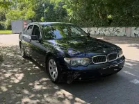 Gebraucht BMW 735 Sport Line 272 PS (200 kW) 2004 Blau Limousine