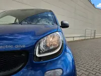 Gebraucht Smart ForTwo Coupé 60 kW (82 PS) 2018 Blau Coupé