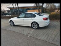 Gebraucht BMW 320 Advantage 190 PS (139 kW) 2017 Weiß Limousine