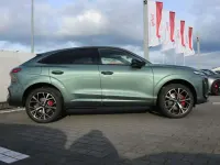 Neu Audi Q3 S-Line 272 PS (200 kW) 2025 Salbeigrün metallic SUV