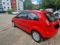Gebraucht Ford Fiesta 70 PS (51 kW) 2002 Rot Kleinwagen