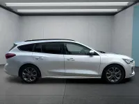 Gebraucht Ford Focus 116 PS (85 kW) 2025 Silber Kombi