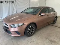 Gebraucht Mercedes A180 Style 116 PS (85 kW) 2022 Rosegold  metalliclack Limousine