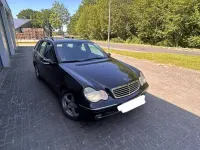 Gebraucht Mercedes C320 Avantgarde 218 PS (160 kW) 2001 Schwarz Kombi