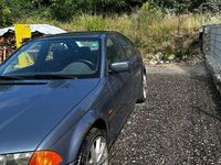 Gebraucht BMW 318 118 PS (86 kW) 1999 Blau Limousine