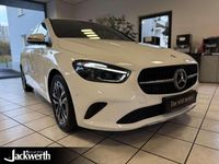 Gebraucht Mercedes B200 Progressive 163 PS (119 kW) 2024 Unilack polarweiß Van / Kleinbus