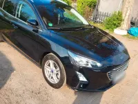 Gebraucht Ford Focus Cool & Connect 95 PS (69 kW) 2020 Schwarz Kombi