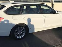 Gebraucht BMW 320 Advantage 190 PS (139 kW) 2018 Weiß Kombi