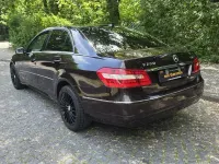 Gebraucht Mercedes E250 204 PS (150 kW) 2010 Braun Limousine