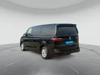Gebraucht VW Multivan Life 136 PS (100 kW) 2023 Deep black perleffekt Van / Kleinbus