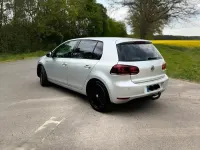Gebraucht VW Golf VII 105 PS (77 kW) 2012 Silber Limousine