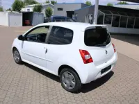 Gebraucht Renault Twingo Night&Day 75 PS (55 kW) 2012 Weiß Kleinwagen