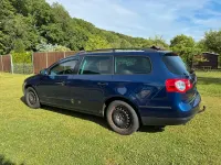 Gebraucht VW Passat 140 PS (102 kW) 2010 Blau Kombi