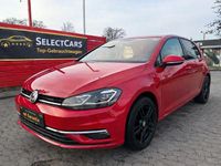 Gebraucht VW Golf VII 116 PS (85 kW) 2019 Rot Limousine