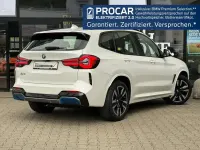 Gebraucht BMW iX3 M Sport 210 kW (286 PS) 2024 Weiß SUV