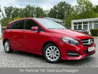 Gebraucht Mercedes B200 136 PS (100 kW) 2018 Rot Van / Kleinbus