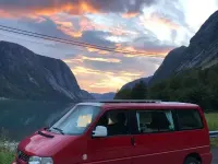 Gebraucht VW T4 102 PS (75 kW) 1997 Rot Van