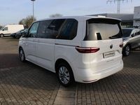 Gebraucht VW Multivan Basis 150 PS (110 kW) 2022 Weiß Van / Kleinbus