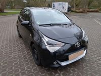 Gebraucht Toyota Aygo X-play 72 PS (52 kW) 2019 Schwarz Kleinwagen