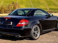 Second-hand Mercedes SLK200 184 CP (135 kW) 2008 Negru Cabrio