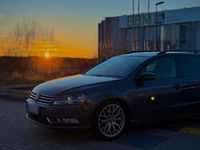 Usata VW Passat 122 CV (89 kW) 2013 Grigio Station wagon