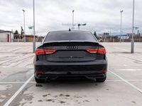 Gebraucht Audi A3 Sport 116 PS (85 kW) 2017 Schwarz Limousine