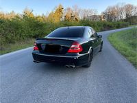 Gebraucht Mercedes E500 306 PS (225 kW) 2002 Grün Limousine