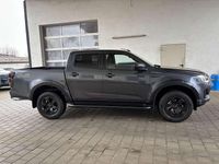 Gebraucht Isuzu D-Max 163 PS (119 kW) 2025 Obsidian gray Pickup