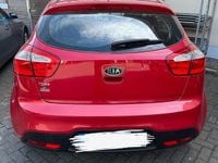 Second-hand Kia Rio 109 CP (80 kW) 2011 Roșu Berlinǎ