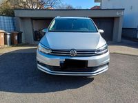 Gebraucht VW Touran Edition 150 PS (110 kW) 2018 Silber Van / Kleinbus